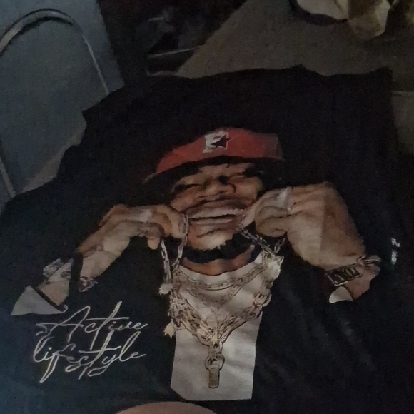 Romwe Street Life Portrait Graphic Tee - Size S - Picture 2 of 4